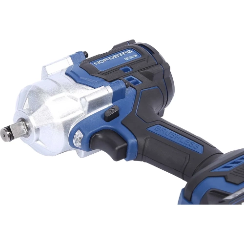 Аккумуляторный гайковерт NORDBERG 1/2", 21В, 1000 Нм с двумя 4A акк. и зар. уст-вом 1,8A, в кейсе NE808K фото 4 Аккумуляторный гайковерт NORDBERG 1/2", 21В, 1000 Нм с двумя 4A акк. и зар. уст-вом 1,8A, в кейсе NE808K фото 4