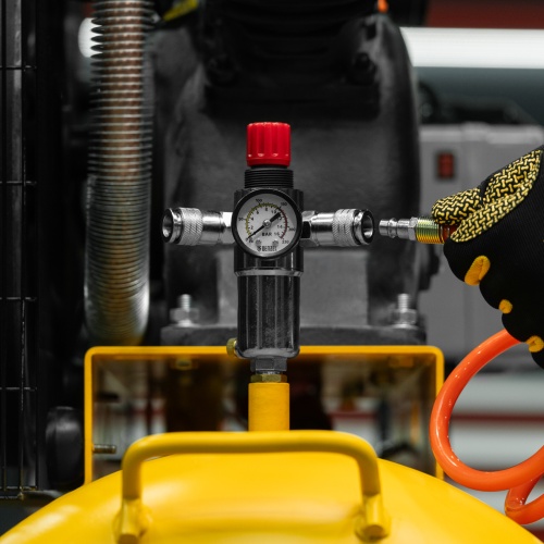 Компрессор воздушный рем. привод BCV 5500-T/200, 5,5 кВт, 200 литров, 850 л/мин Denzel фото 24