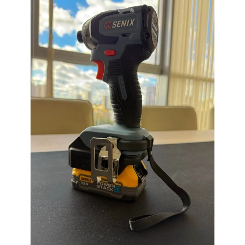 Адаптер-переходник для аккумуляторных инструментов SENIX X2 20V для DeWalt F021050 фото 7