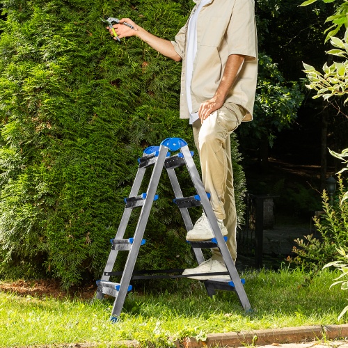 Стремянка двухсторонняя 4 ступени, сталь профиль, стальные ступени, Сибртех фото 10