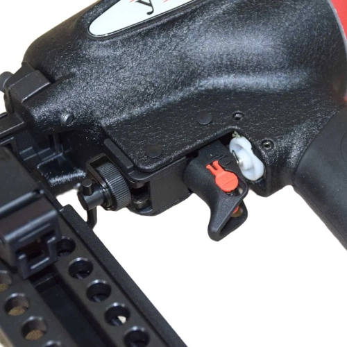 Пневматический скобозабивной степлер Yoshi S40N МБ000012388 фото 6 Пневматический скобозабивной степлер Yoshi S40N МБ000012388 фото 6