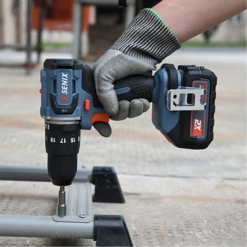 Ударный аккумуляторный дрель-шуруповерт SENIX PDHX2-M2-EU фото 3 Ударный аккумуляторный дрель-шуруповерт SENIX PDHX2-M2-EU фото 3