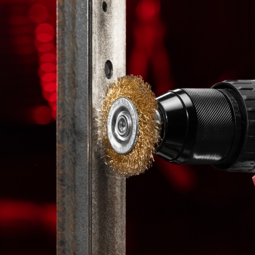 Щетка для дрели, 50 мм, плоская со шпилькой, латунированная витая проволока Matrix фото 10 Щетка для дрели, 50 мм, плоская со шпилькой, латунированная витая проволока Matrix фото 10