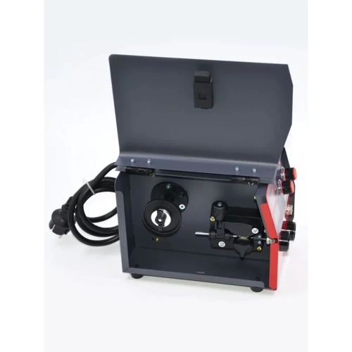 Сварочный полуавтомат-инвертор Sinebe MIG-145 (без газа) MIG 145 фото 5 Сварочный полуавтомат-инвертор Sinebe MIG-145 (без газа) MIG 145 фото 5