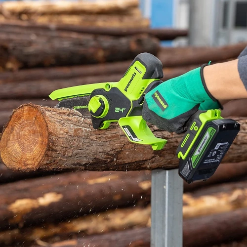 Цепная мини пила аккумуляторная GreenWorks 24V, 10см, c 1хАКБ 2Ач с USB и ЗУ 2008207USB2 фото 8