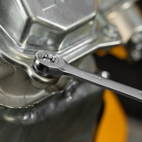 Ключ комбинированный трещоточный, 8 мм, CrV, матовый хром Denzel фото 9