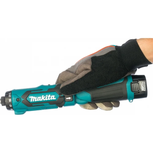 Аккумуляторная отвертка Makita DF012DSE фото 6