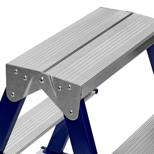 Стремянка двусторонняя 4 ступени, стальная, Сибртех фото 6 Стремянка двусторонняя 4 ступени, стальная, Сибртех фото 6