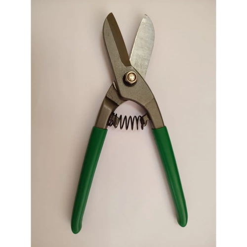 Ножницы по металлу WYNNS W608С 200мм, с изолированными ручками с пружиной 00000017727 Ножницы по металлу WYNNS W608С 200мм, с изолированными ручками с пружиной 00000017727