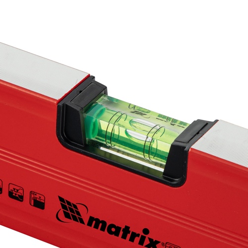 Уровень алюминиевый магнитный, 800 мм, фрезерованный, 3 глазка (1 зеркальный) усиленный Matrix фото 4