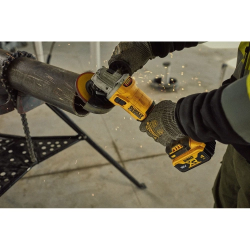 Аккумуляторная угловая шлифмашина DEWALT DCG407M1T, 18 В, 125 мм, 9000 об/мин, с 1 АКБ 4 Ач и ЗУ, в кейсе TSTAK () DCG407M1T-QW фото 9