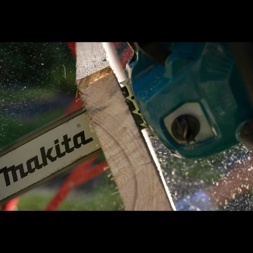 Аккумуляторная цепная пила Makita LXT DUC303Z фото 8 Аккумуляторная цепная пила Makita LXT DUC303Z фото 8