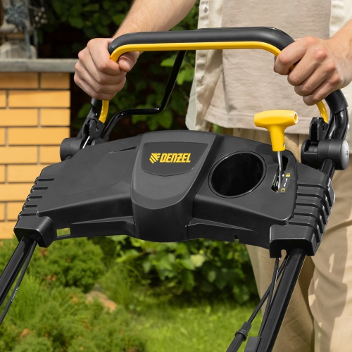 Бензиновая газонокосилка GLT-460SP-T, Trike 149 см3, 46 см, привод, панель, 60л Denzel фото 22