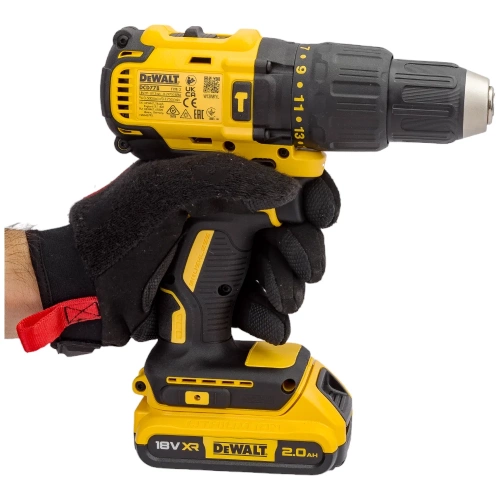 Аккумуляторная ударная дрель Dewalt DCD778D2T-QW фото 8