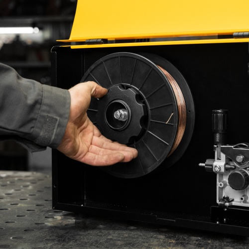 Аппарат инвертор. полуавтомат. cварки IMIG-185SDR, 180 А, ПВ 60%, катушка 5 кг Denzel фото 25