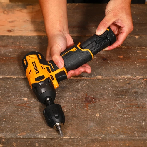 Аккумуляторный ударный винтоверт DEKO DKIS12-Li, с быстрозажимным патроном, 12В, 2*1.5Ач, в кейсе 063-4390 фото 7 Аккумуляторный ударный винтоверт DEKO DKIS12-Li, с быстрозажимным патроном, 12В, 2*1.5Ач, в кейсе 063-4390 фото 7