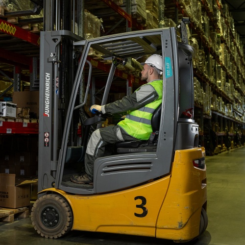 Каска защитная из ударопрочной пластмассы, белая Сибртех фото 13