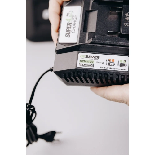 Дрель-шуруповерт аккумуляторная Debever бесщеточная, 45Nm, 19+3, 10мм, 12В; в компл. АКБ 1,5 а/ч; з/у 0,4 а/ч DBE-7311CKIT фото 10 Дрель-шуруповерт аккумуляторная Debever бесщеточная, 45Nm, 19+3, 10мм, 12В; в компл. АКБ 1,5 а/ч; з/у 0,4 а/ч DBE-7311CKIT фото 10