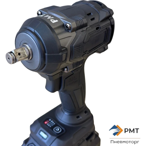 Ударный аккумуляторный гайковерт РМТ бесщеточный 1/2" 890Нм 21В 2х4Ач аккум. в кейсе FD8809S фото 3