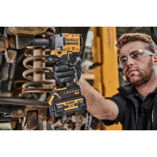Гайковерт Dewalt 18 В XR DCF921NT-XJ фото 8