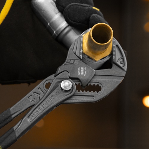 Клещи переставные, кнопочный механизм, обливные рукоятки, сантехнические, 250 мм Denzel фото 12 Клещи переставные, кнопочный механизм, обливные рукоятки, сантехнические, 250 мм Denzel фото 12